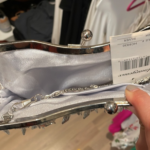 Beaded Silver Evening Bag clutch - Picture 2 of 4